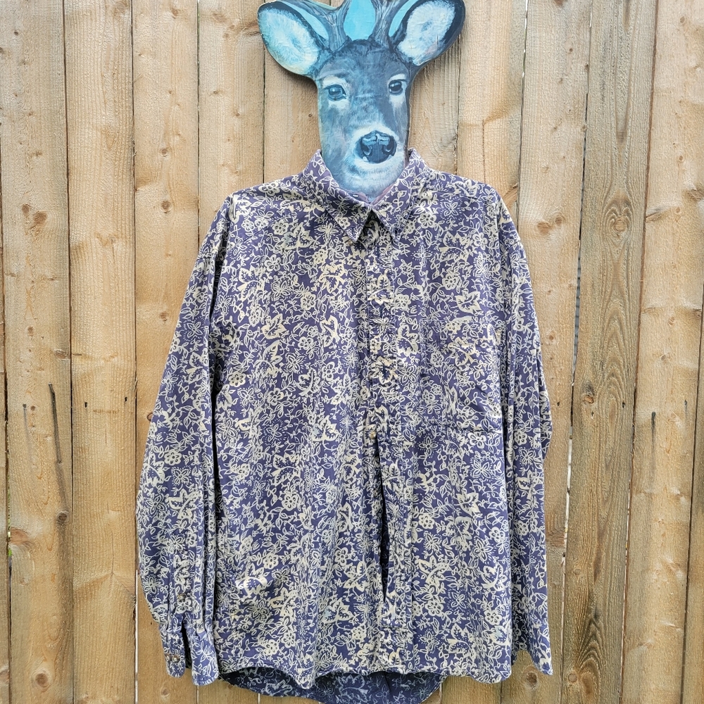 Vintage floral pattern button down
